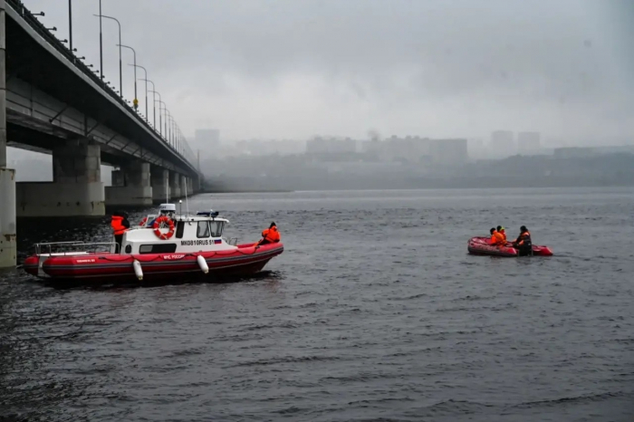 Заплыв в холодной воде: в Мурманске готовятся к фестивалю «Гольфстрим» Залив