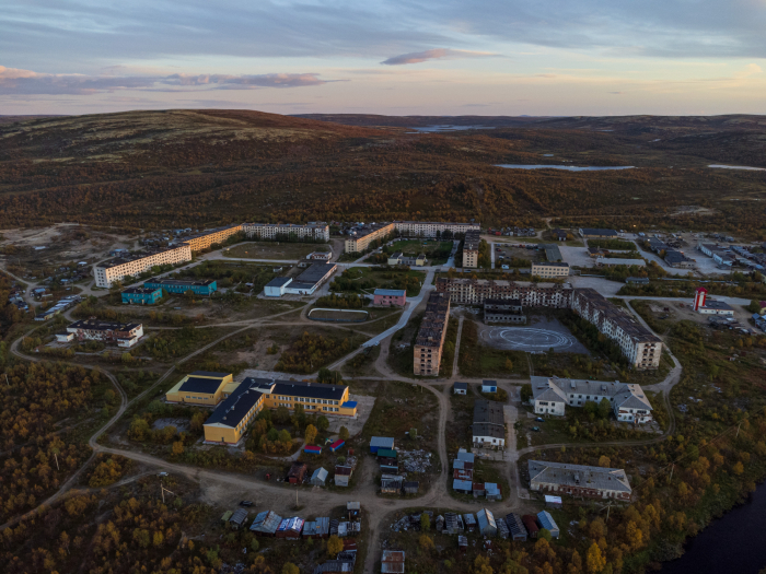 Поселок на краю света в Мурманской области Город