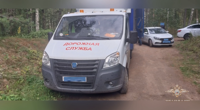 Полиция накрыла преступную группу, маскировавшуюся под дорожных рабочих Машина